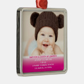 Baby's 1e Kerstmis Roze Keepsake Foto Metalen Ornament (Rechts)