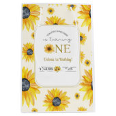 Baby's 1e verjaardag - Onze kleine zonnebloem Medium Cadeauzakje (Voorkant)