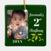 Baby's 2e Kerstmis Groene Faux Stof Keepsake Keramisch Ornament (Voorkant)
