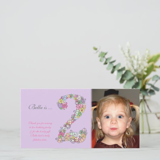 Baby's 2e verjaardag Dank je foto Bedankkaart (Staand voorkant)