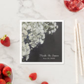 Baby's Breath Bloemen & Donker Rustiek Hout Party Servetten (Insitu)