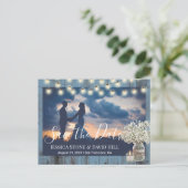 Baby's Breath Jar Dusty Blue Foto Save the Date Aankondigingskaart (Staand voorkant)