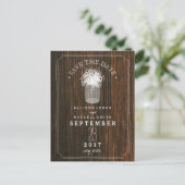Baby's Breath Mason Jar Barn Wood Save the Date Aankondigingskaart (Staand voorkant)