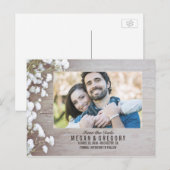 Baby's Breath rustiek hout foto Save the Date Aankondigingskaart (Voorkant / Achterkant)