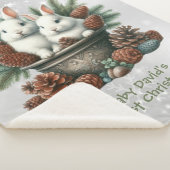 Baby's eerste kerst twee konijntjes in een kom sherpa deken (3/4)