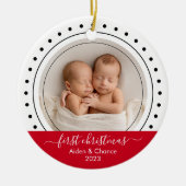 Baby's eerste kerst zwart, wit en rood Stip Keramisch Ornament (Voorkant)