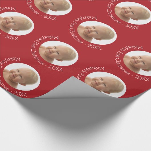 Baby's Eerste kerstfoto Aangepaste naam Jaar Rood Cadeaupapier (Hoek)