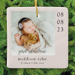 Baby's eerste kerstfoto keramisch ornament<br><div class="desc">Een moderne foto-keepslag</div>