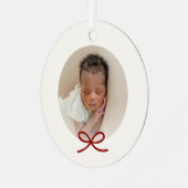 Baby's eerste kerstfoto met rode strik metalen ornament (Voorkant links)