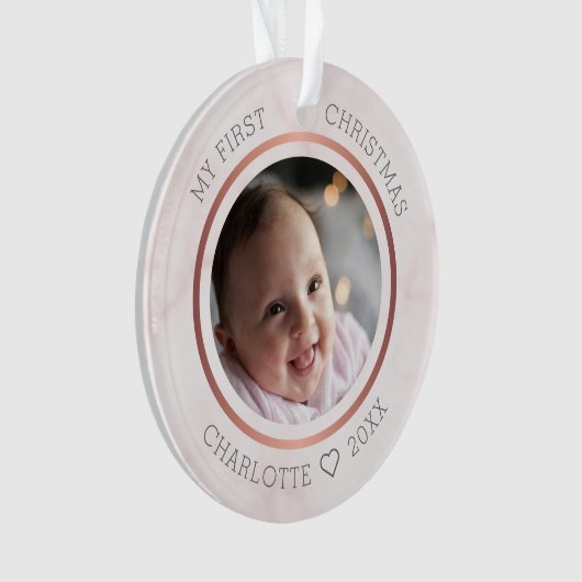 Baby's eerste kerstfoto Modern roze marmer Ornament (voorkant)