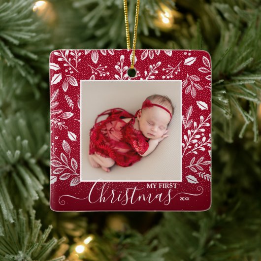 Baby's eerste kerstfoto op Cranberry Keramisch Ornament (Boom)