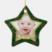 Baby's eerste kerstfotoster Irish Tartan Keramisch Ornament (Voorkant)