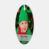 Baby's Eerste Kerstjaar Fotoscriptnaam Oval Metalen Ornament (Voorkant links)