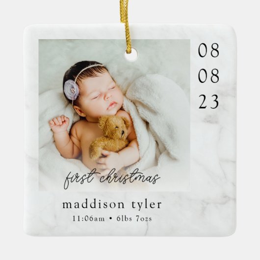 Baby's Eerste Kerstmis Foto Marmer Keramisch Ornament (Voorkant)