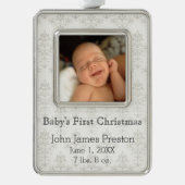 Baby's Eerste Kerstmis op Silver Damask Verzilverd Omlijst Ornament (Voorkant)