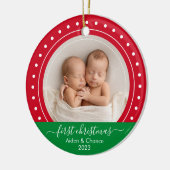 Baby's Eerste Kerstmis Rode en Groene Stippen Keramisch Ornament (Links)