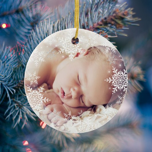 Baby's eerste Kerstmis White Silver Snowflakes Keramisch Ornament