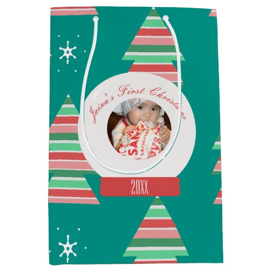 Baby's eerste kerstsneeuwbol Snowflakes-boom Medium Cadeauzakje (Voorkant)