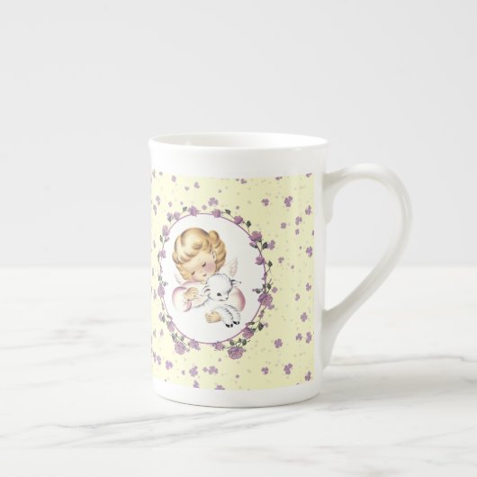 Baby's eerste Pasen. Kleine Engel met Lam Porselein Kop (Rechts)