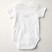 Baby's eerste Pasen met knuffel konijn zittend gro Romper (Achterkant)