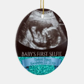 Baby's eerste selfie (blauwe achtergrond) keramisch ornament (Rechts)