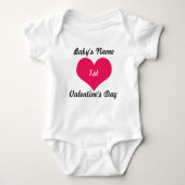 Baby's eerste Valentijnsdag Bodysuit (Voorkant)