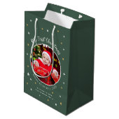 Baby's First Christmas Custom Photo Green Medium Cadeauzakje (Achterkant Gekanteld)