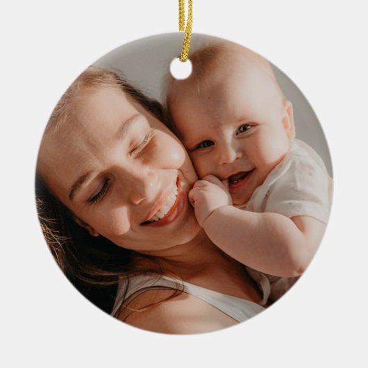 Baby's First Christmas Minimal Red Bow Photo  Keramisch Ornament (Voorkant)