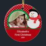 Babys First Kerstfoto Ornament Snowman<br><div class="desc">Kute Photo-kerstversiering met een schattig roze sneeuwpop op een roze en witte poka-stipachtergrond,  voeg gewoon UW FOTO toe!  Ideaal voor eerste kerstmis en tweede kerstmis.  Een Wonderd kerstcadeau zal zeker nog vele jaren worden gekoesterd.</div>