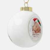 Babys First Kerstmis - Gepersonaliseerd fotosjablo Keramische Bal Ornament (Links)