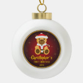Babys First Kerstmis met Teddy en sparkle Stars Keramische Bal Ornament (Voorkant)