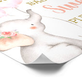 Baby's zijn zoete roze olifant. poster (Hoek)