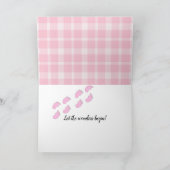 Babyvoetjes gefeliciteerd met ruitjes kaart (Binnen)