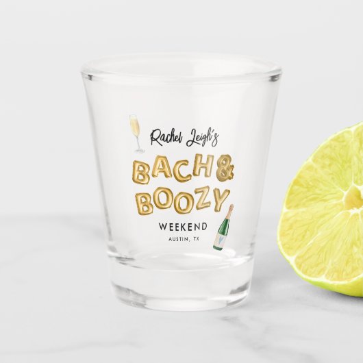 Bach & Boozy Bachelorette-weekend Shot Glas (Voorkant)