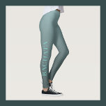 Bachata dansoutfit voor vrouwen leggings<br><div class="desc">Mooie custom legging met het woord "bachata" in een zachte blauwe tint op een gradiënt achtergrond van blauw en donkergrijs. Unieke maar mooie outfit voor bachatadansers,  instructeurs,  docenten en alle bachatera’s. De tekst kan worden aangepast.</div>