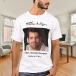 Bachelor party foto man mythe legende naam fun t-shirt<br><div class="desc">Personaliseer en voeg je eigen foto van de vrijgezel toe. Een naam en een tekst personaliseren en toevoegen. Tekst: Het Man,  de mythe,  de legende.</div>
