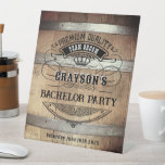 Bachelor Party Rustic Reclamebord Met Voetstuk<br><div class="desc">Het ontwerp van de Robuuste whiskey-cilinder met een gewaagde westerne typografie. Pas dit ontwerp aan met uw eigen tekst. Pas dit ontwerp verder aan door de "pas verder"verbinding aan indien gewenst.</div>