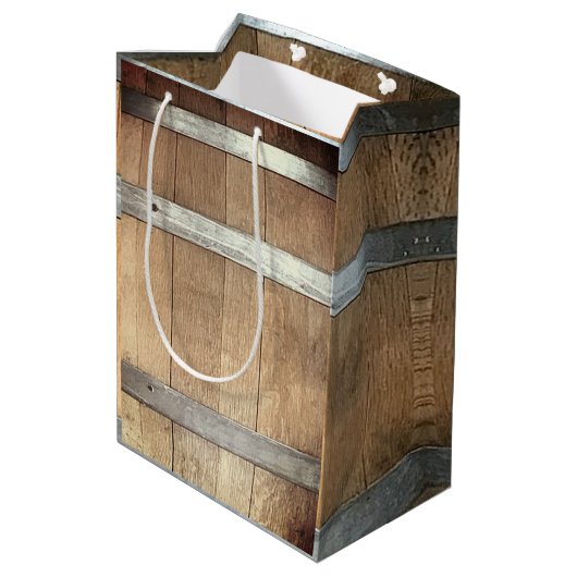Bachelor Party Rustic Whiskey Barrel Medium Cadeauzakje (Achterkant Gekanteld)