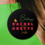 Bachelorette Beach Tribe Ronde Button 7,6 Cm<br><div class="desc">De naam van de bruid in het hoofdletterschrift samen met het woord bachelorette veranderd in bElke-elorette tribe,  deze knopen zijn leuk om aan uw bachelorette feestmeisjes te geven. Ideale partij voor je bruidsschat! Punten in ons collectie koppelen.</div>