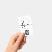 Bachelorette Laat de Bruid Eén Drinken QR Code Bad Badge (Handheld)