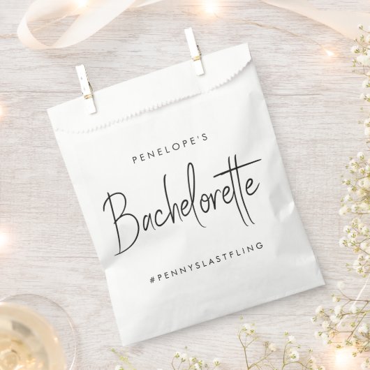 Bachelorette | Modern minimalistisch script brides Bedankzakje (Geknipt)
