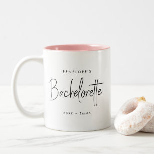 Bachelorette   Modern minimalistisch script brides Tweekleurige Koffiemok
