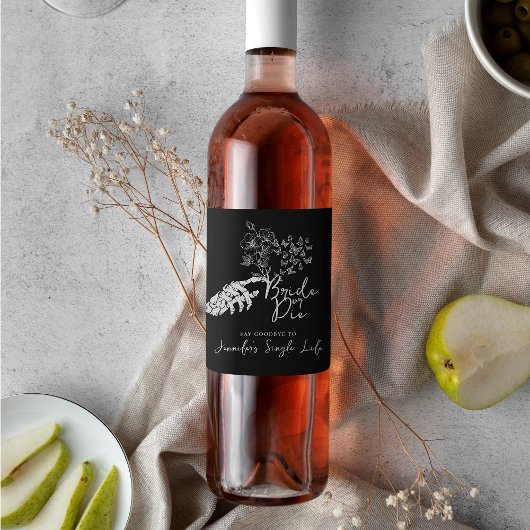 Bachelorette Party Bride or Die Floral Gothic  Wijn Etiket
