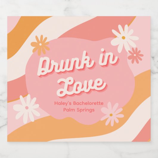 Bachelorette Party Drink in Love Retro Pink Likeurfles Etiket (Enkel label)