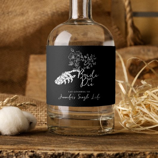 Bachelorette Party Gothic Floral Bride or Die  Sparkling Wijnetiket