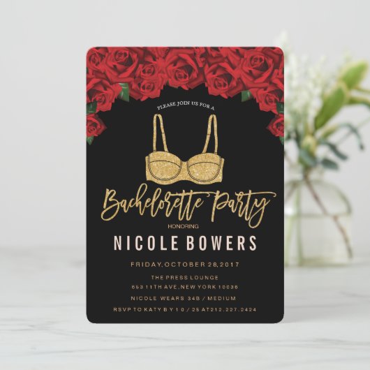 Bachelorette Party Gouden BH Rode Rozen Uitnodigin Kaart (Staand voorkant)