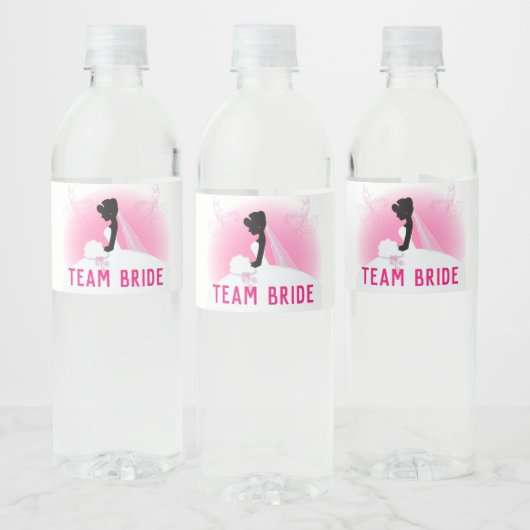 Bachelorette Party Roze silhouet team bruid Waterfles Etiket (Flessen)