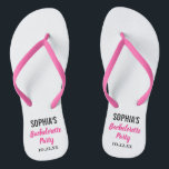 Bachelorette Party voor moderne typografie Teenslippers<br><div class="desc">Deze moderne typografie-teenslippers zijn een perfect simpele dankjewel voor elke bruid die in de zomer of op het strand een bachelerotte feest heeft! Personaliseer met de naam van de bruid en de bachelorette feestdatum.</div>