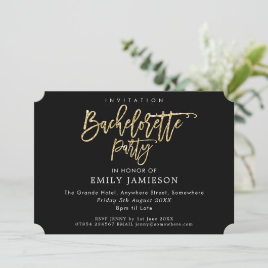 Bachelorette Party Zwart Goud Script Typografie Kaart (Staand voorkant)
