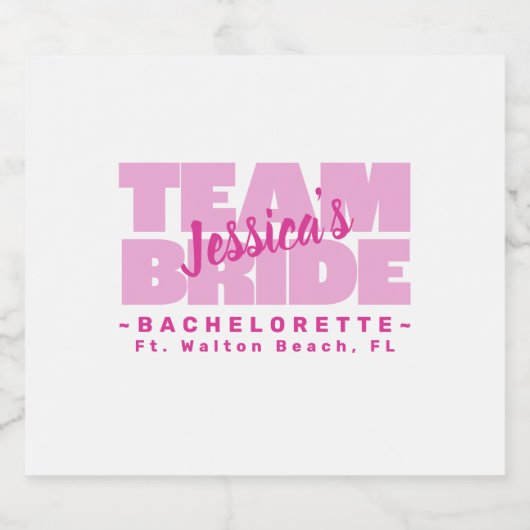 Bachelorette Team Bruid Bruiloft Cool Retro Roze Bier Etiket (Enkel label)